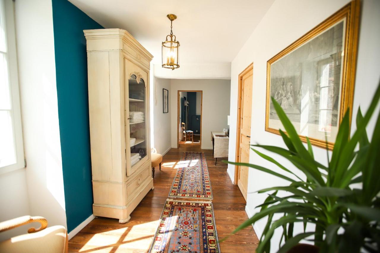 La Basse Cour Hotell Tanlay Exteriör bild