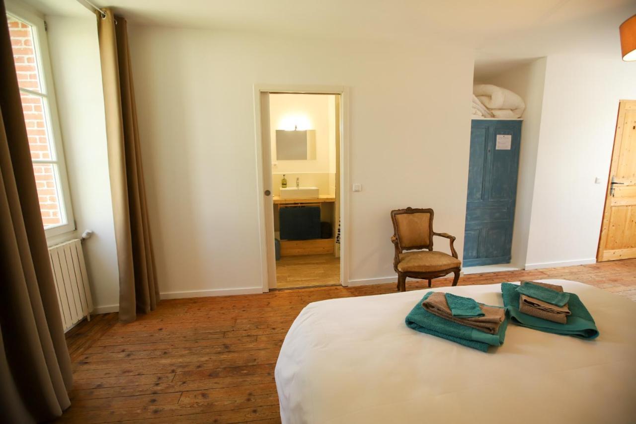 La Basse Cour Hotell Tanlay Exteriör bild