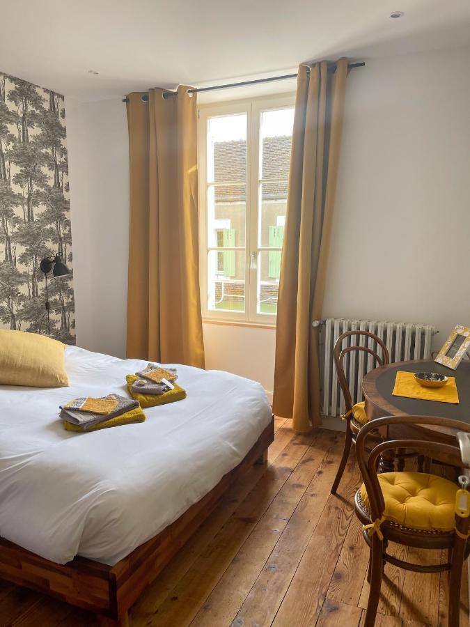 La Basse Cour Hotell Tanlay Exteriör bild